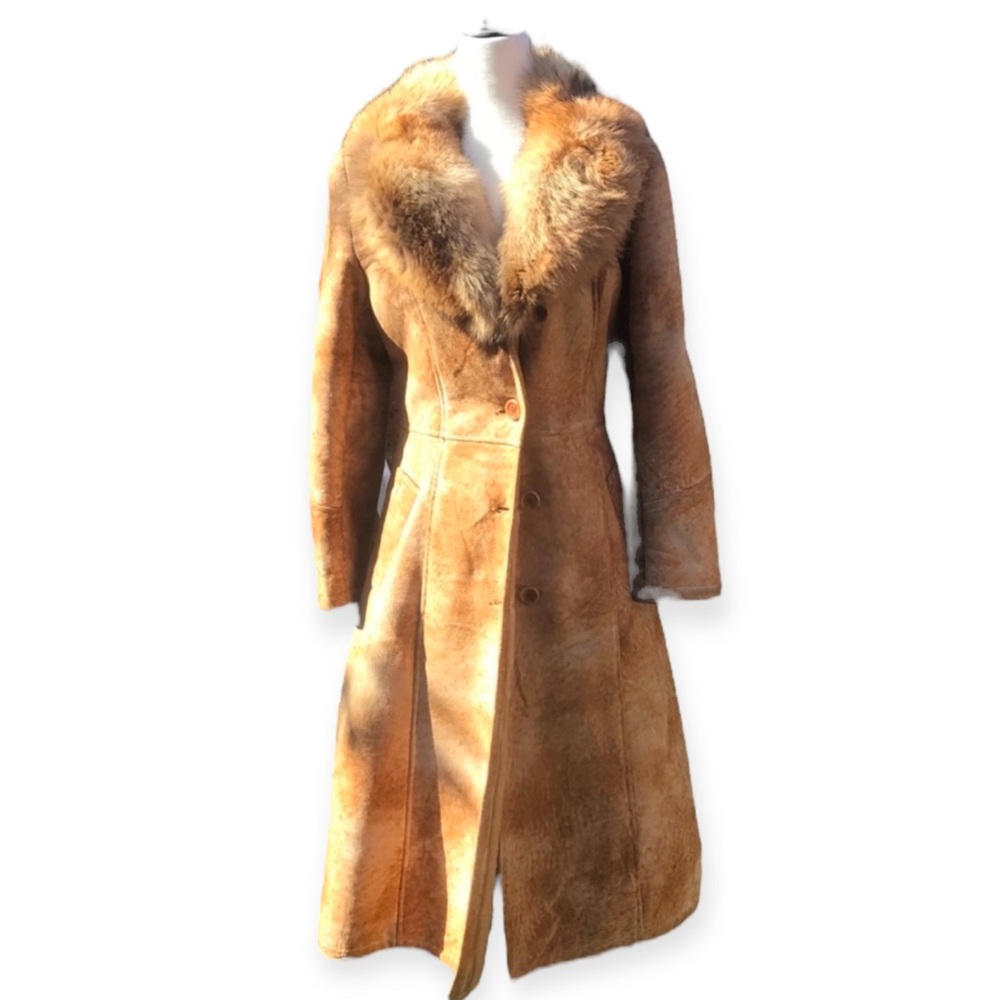 COSA NOVA Vintage Shearling Coat with Fur Collar - Picture 2 of 12